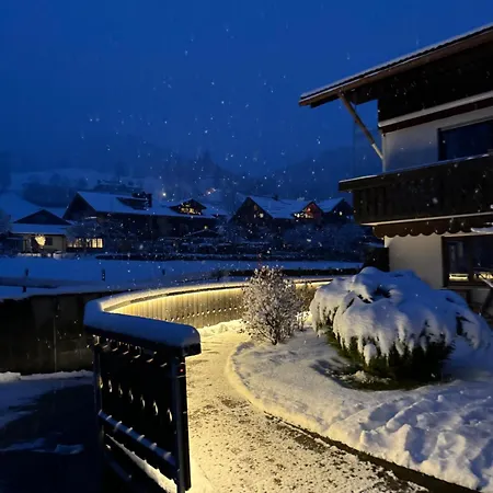 Naturnest Durchatmen - Skipass Im Winter Und Bergbahnen Im Sommer Inklusive *